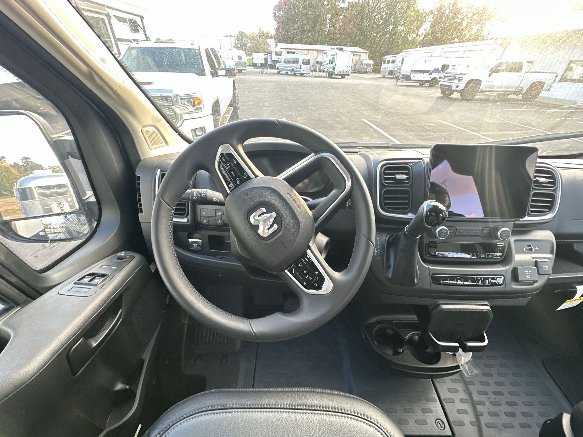 2026 Airstream Rangeline Base