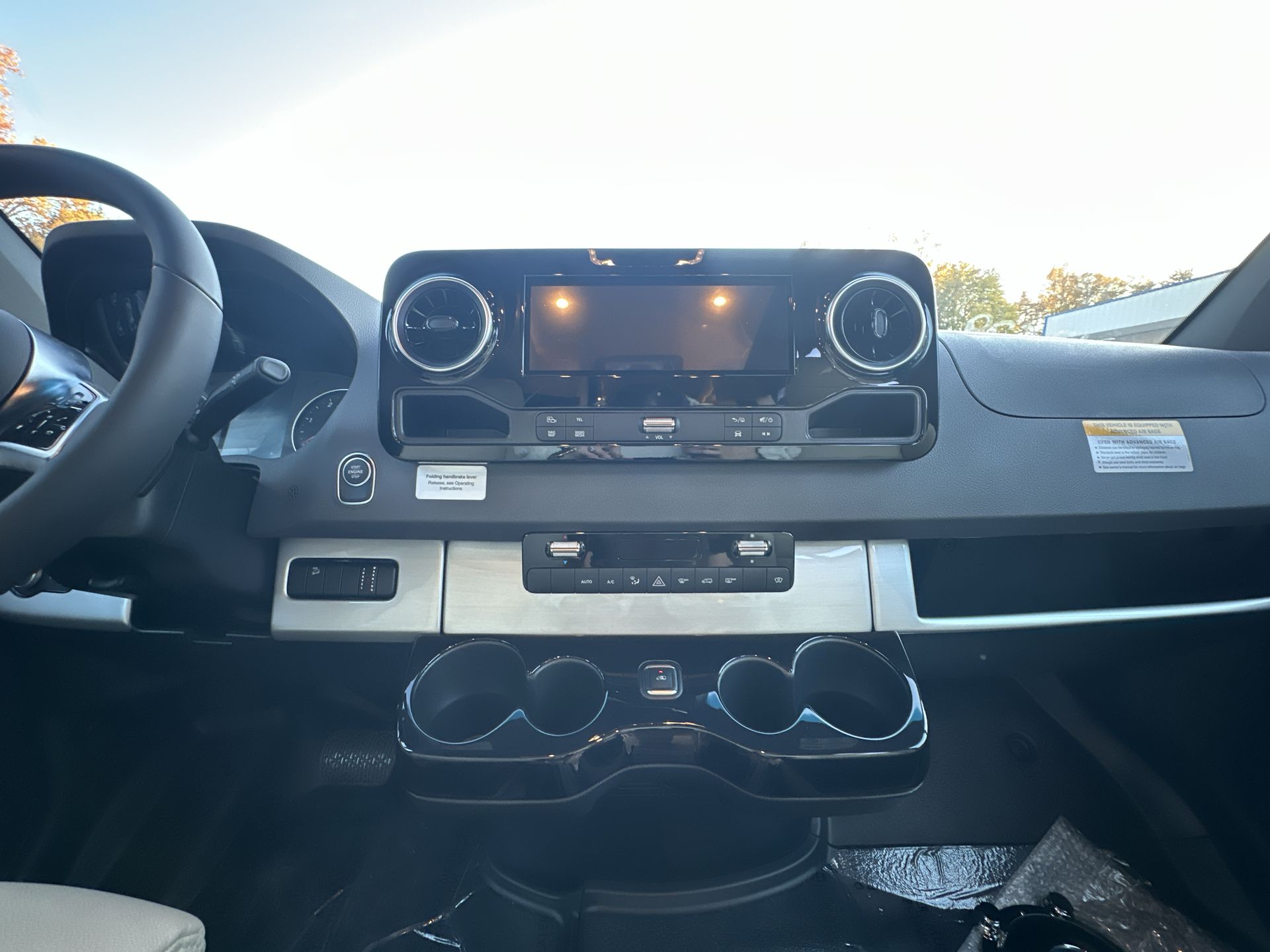 2026 Airstream 24GT Tommy Bahama Base