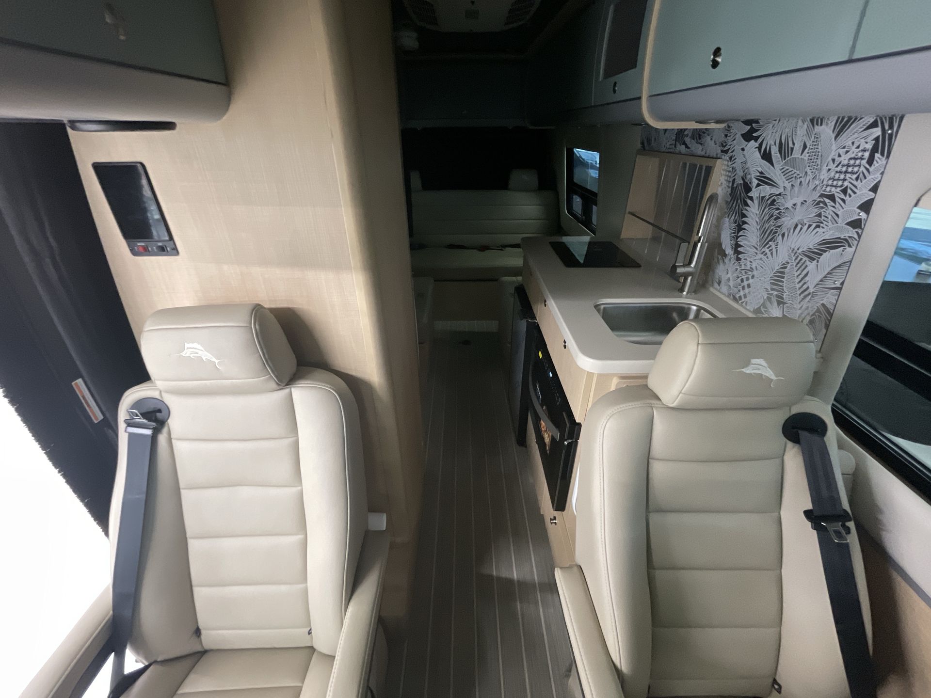 2026 Airstream 24GL Base