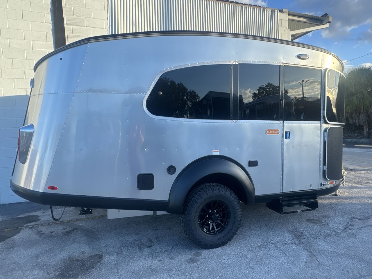 2026 Airstream 20Xe Base
