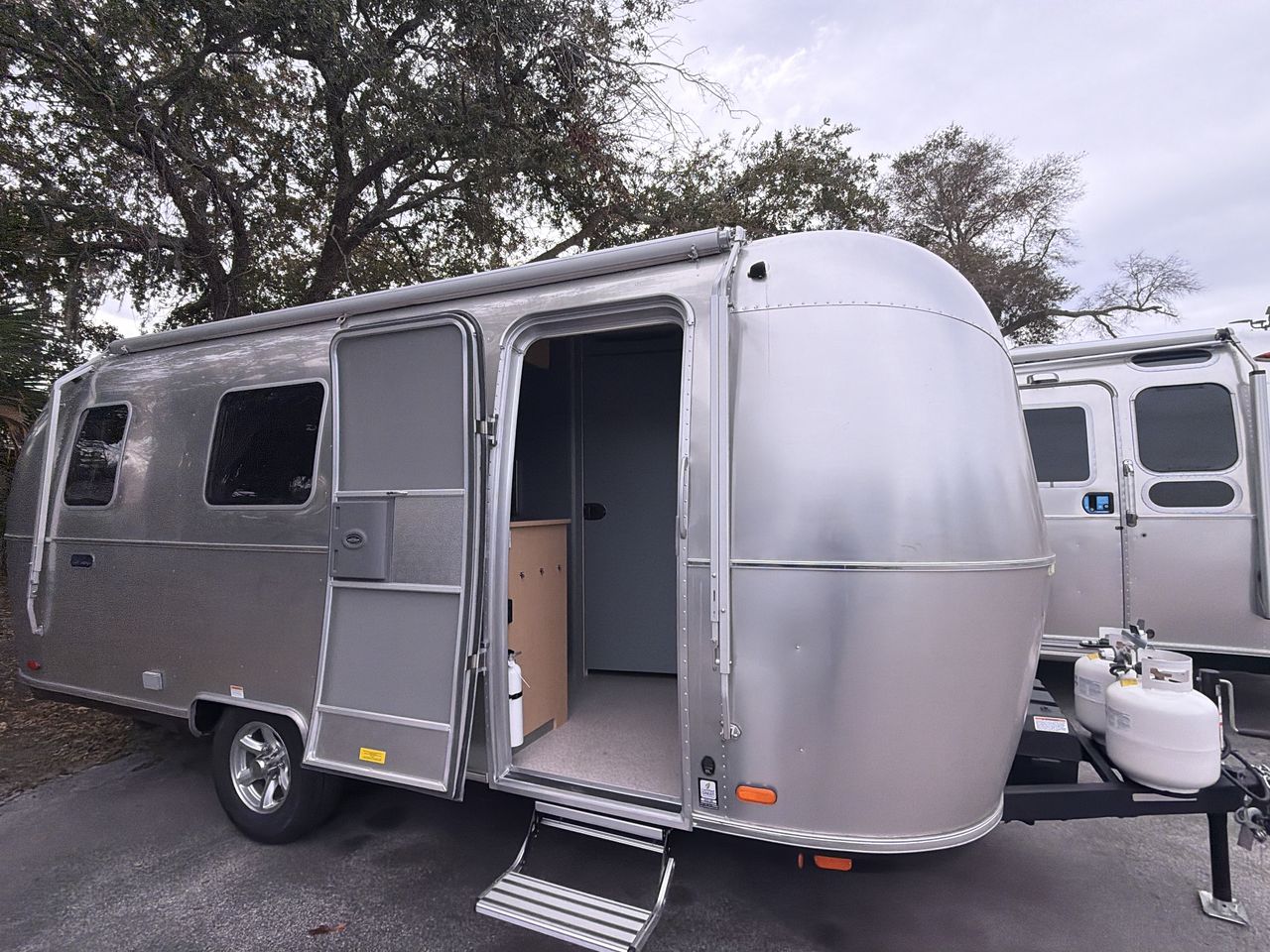 2026 Airstream 22RB Base