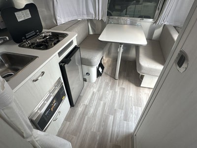 2025 Airstream 16RB Base