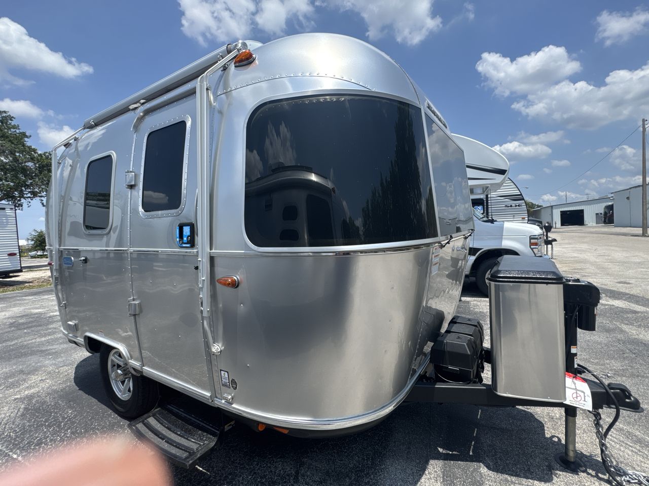 2025 Airstream 16RB Base