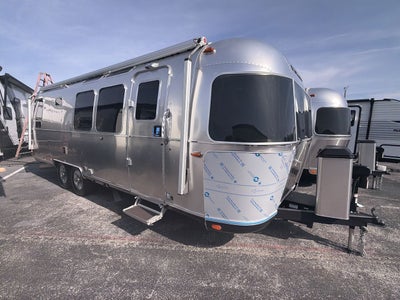 2026 Airstream 28RBQ Base