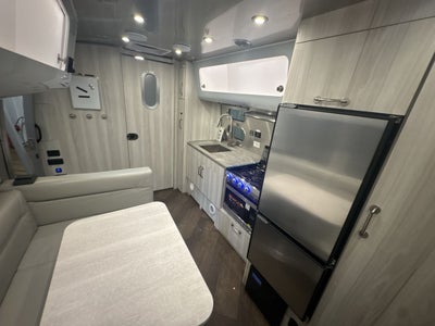 2026 Airstream 23FBT Base