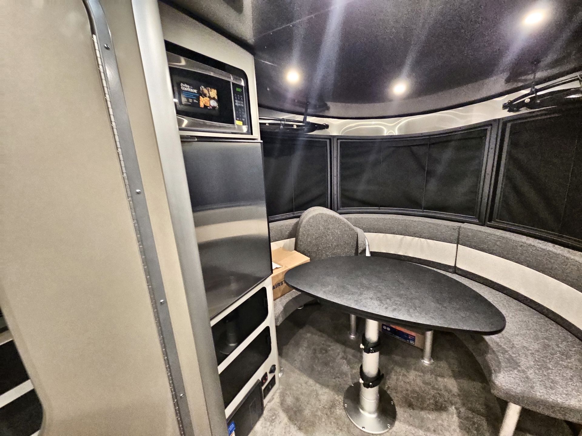 2026 Airstream 20Xe Base