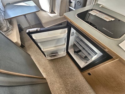 2026 Airstream 22RB Base