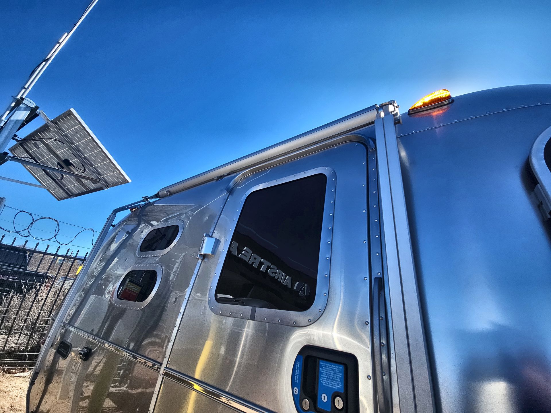 2026 Airstream 16RB Base