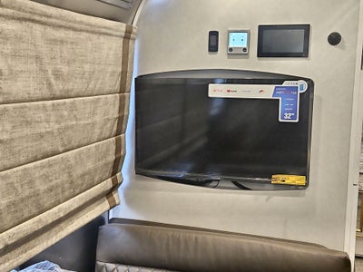 2026 Airstream 28RBQ Base