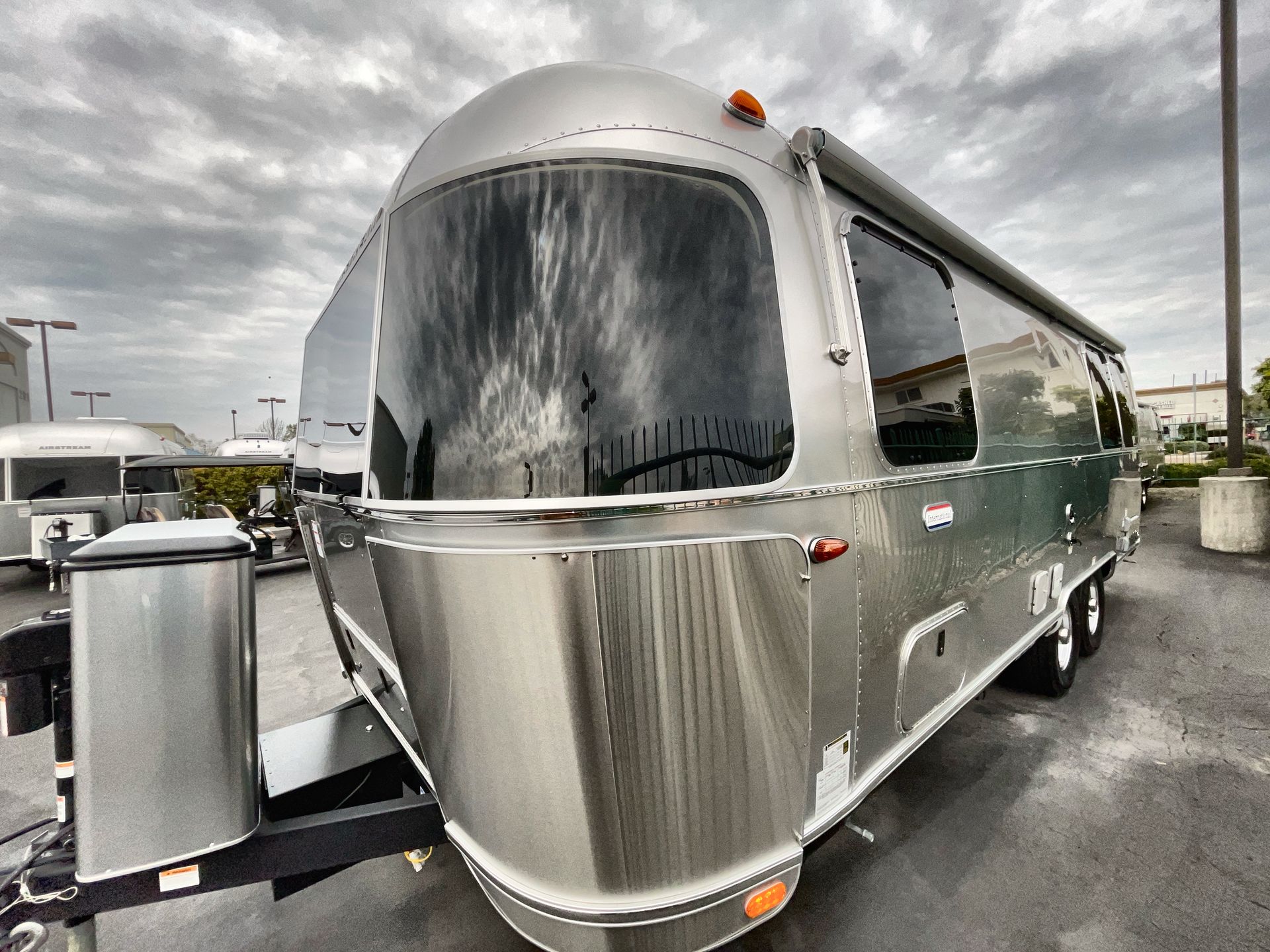 2025 Airstream 25FBT Base