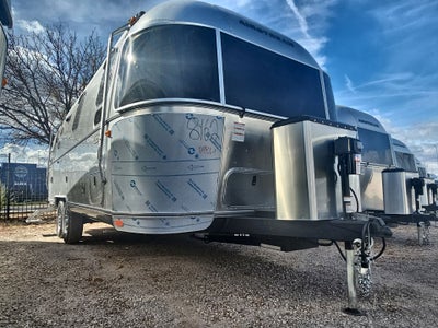 2026 Airstream 25FBT Base