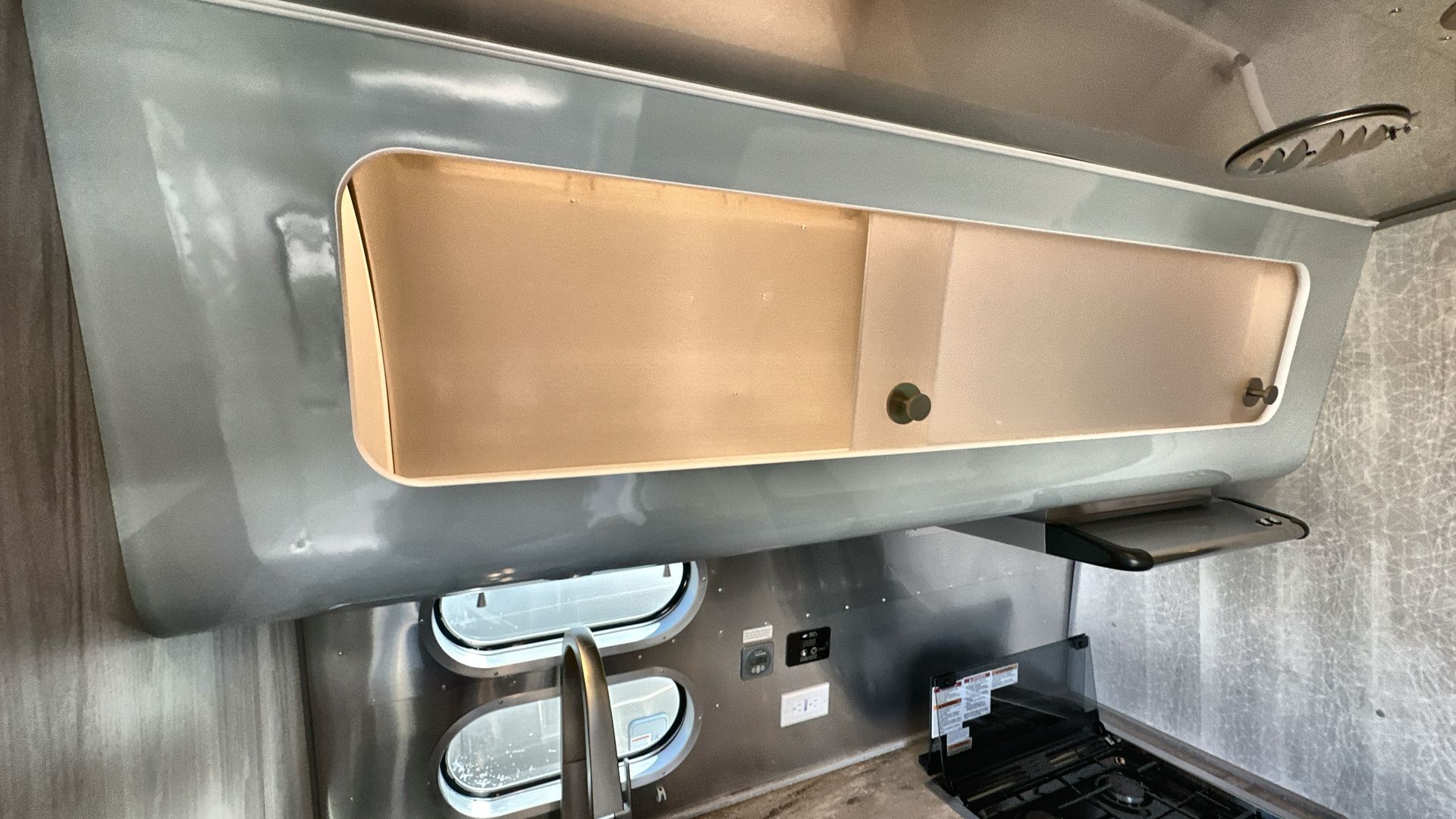 2025 Airstream 23FBT Base