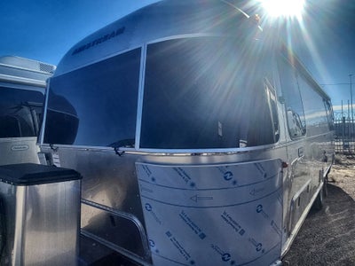 2026 Airstream 27FBT Base