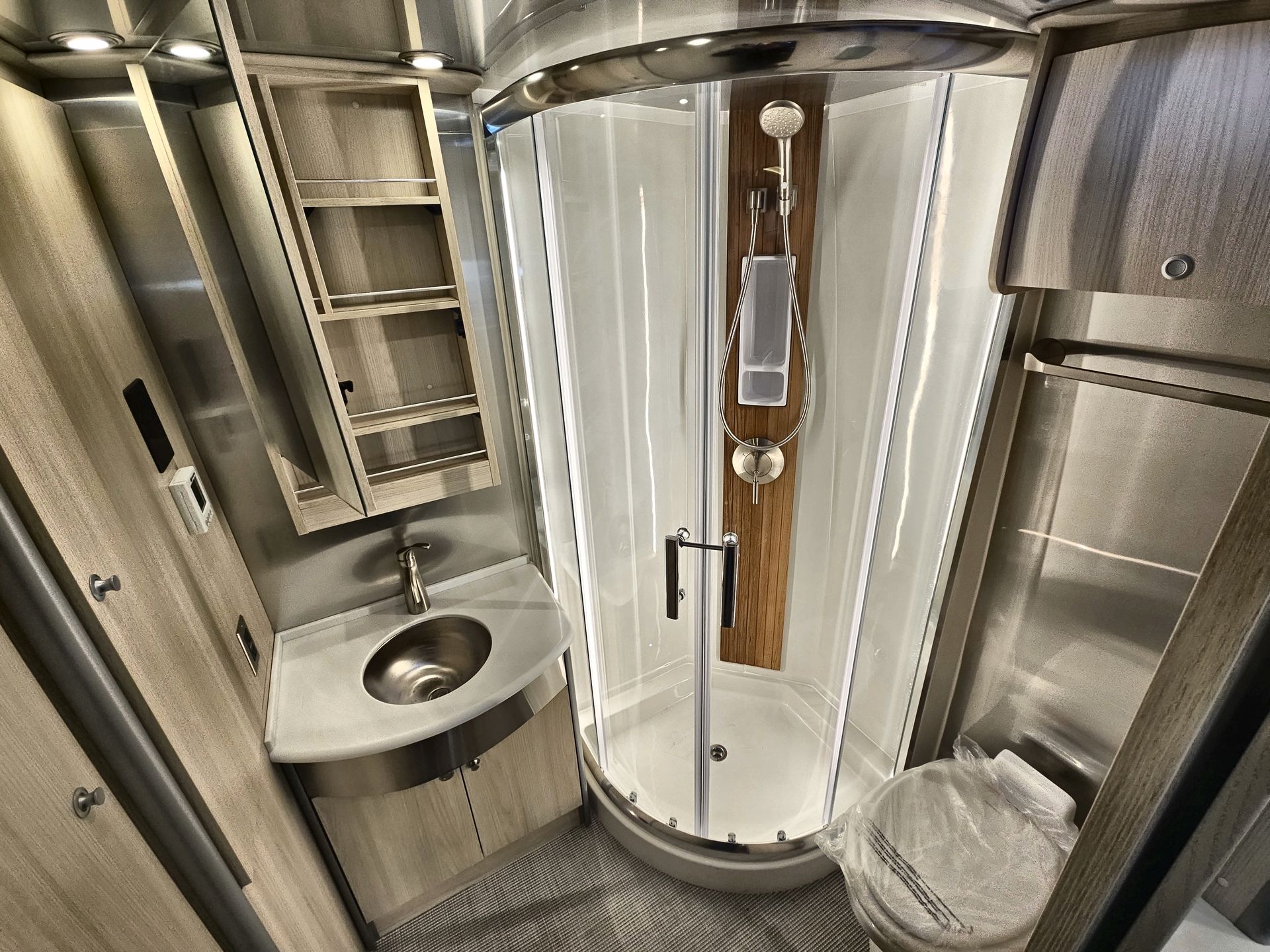 2026 Airstream Murphy Suite Base