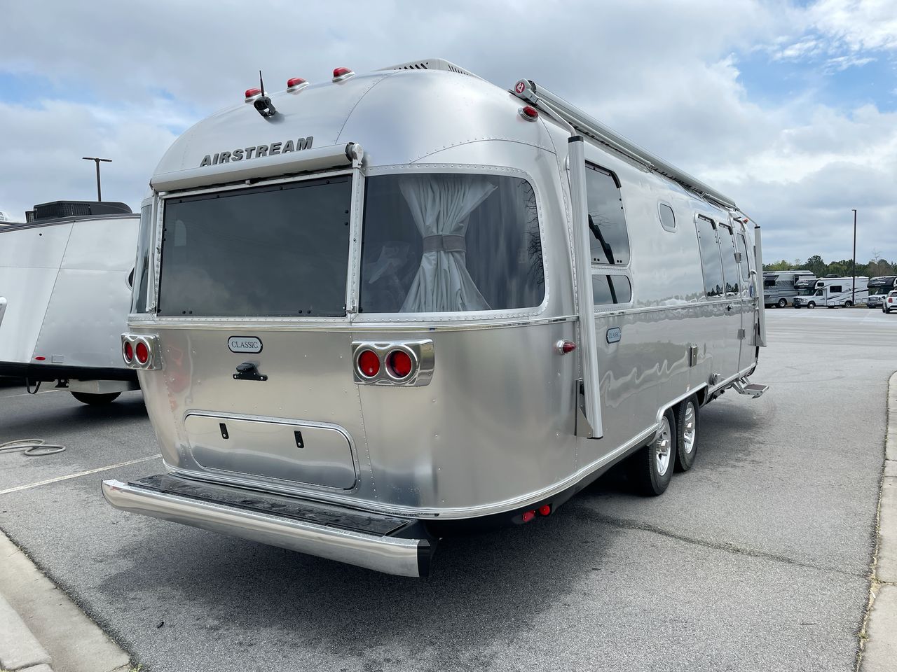 2026 Airstream 28RBQ Base