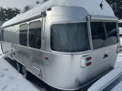 2025 Airstream 27FBQ Base