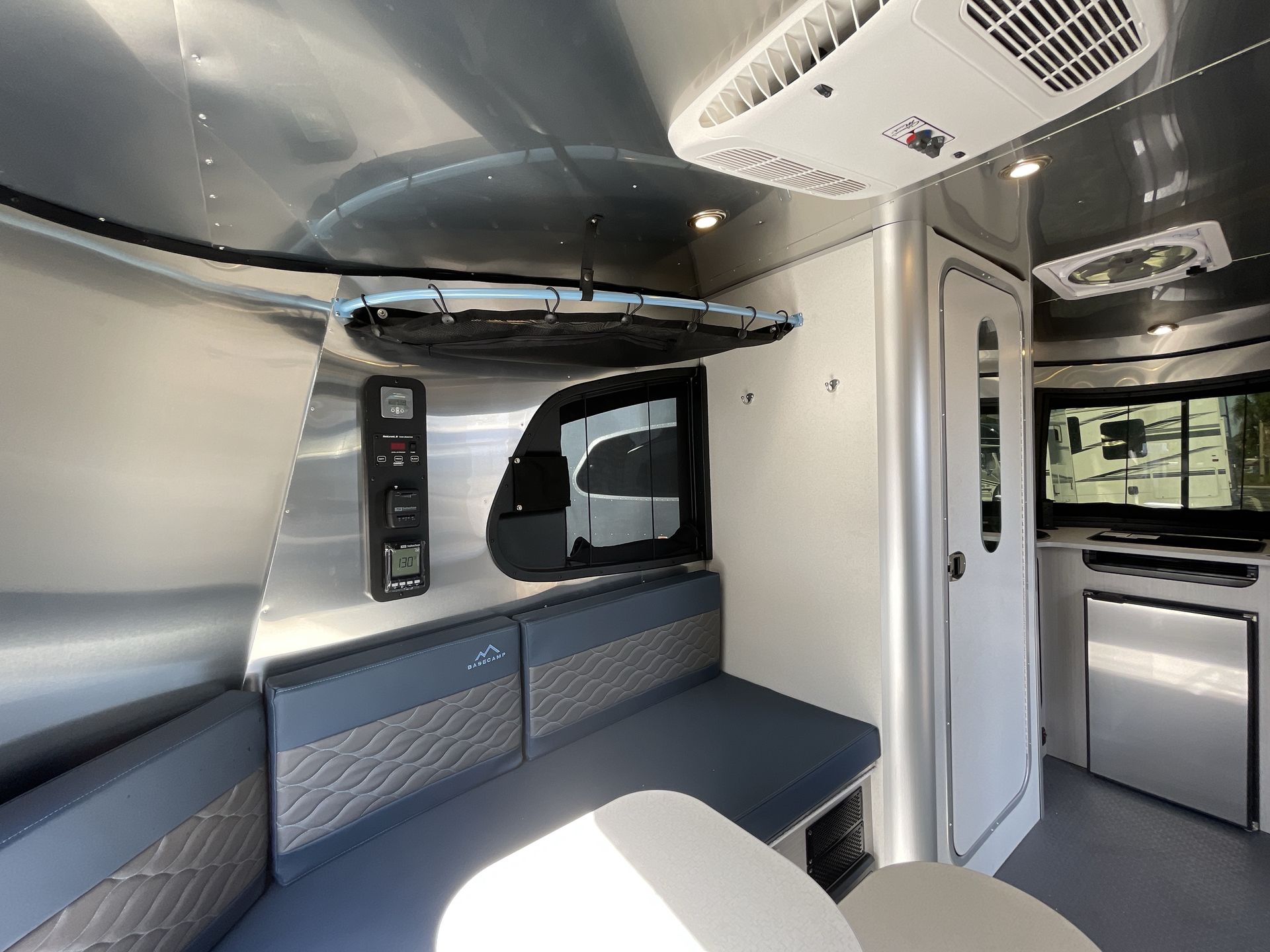 2025 Airstream 16X Base