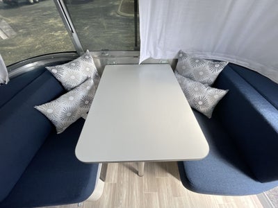 2026 Airstream 16RB Base