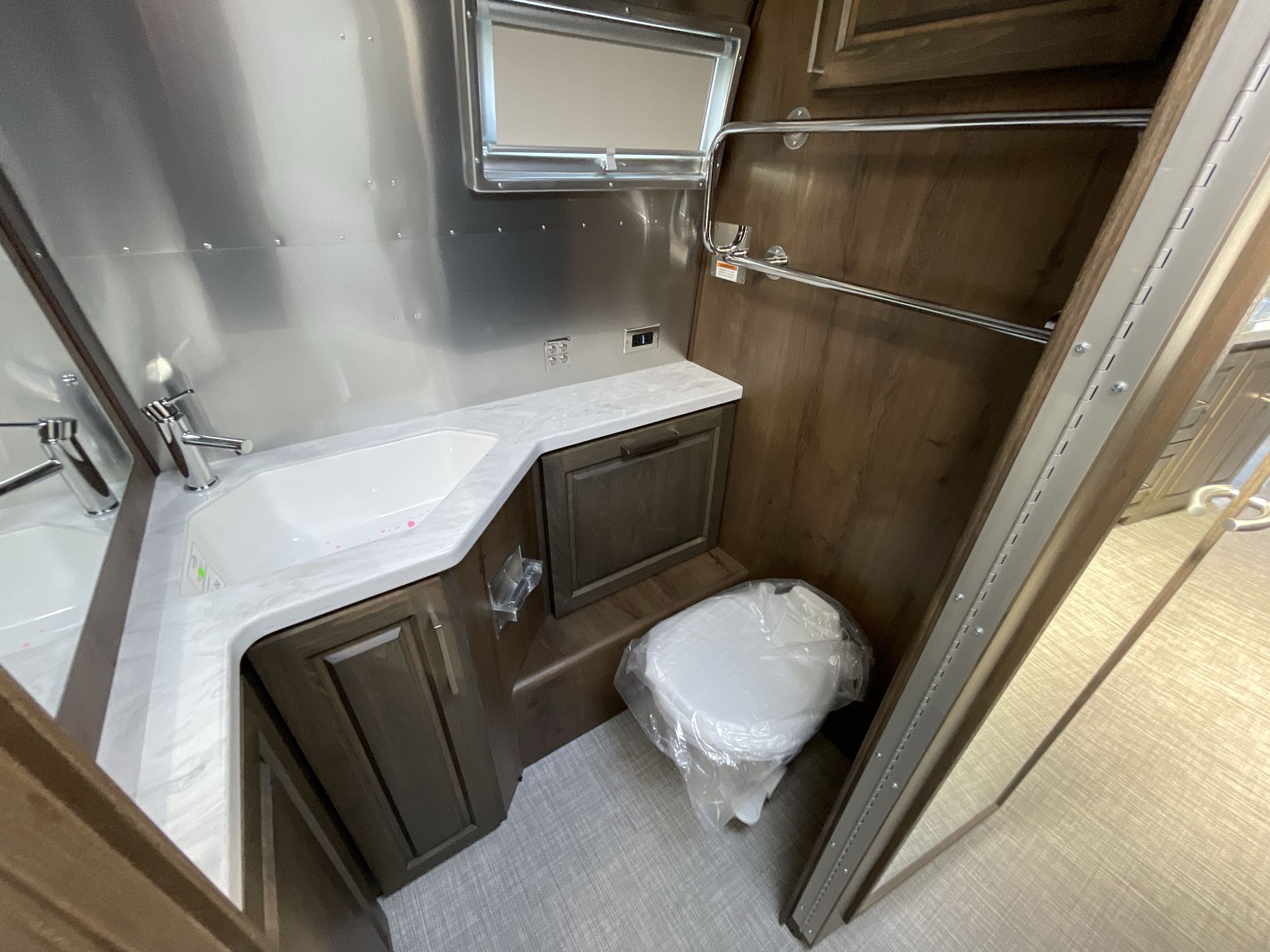 2026 Airstream 30RBQ Base