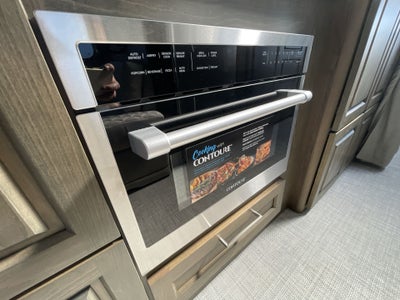 2026 Airstream 30RBQ Base