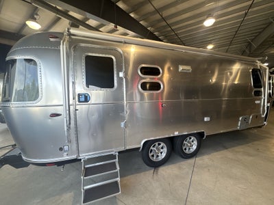 2025 Airstream 25FBQ Base