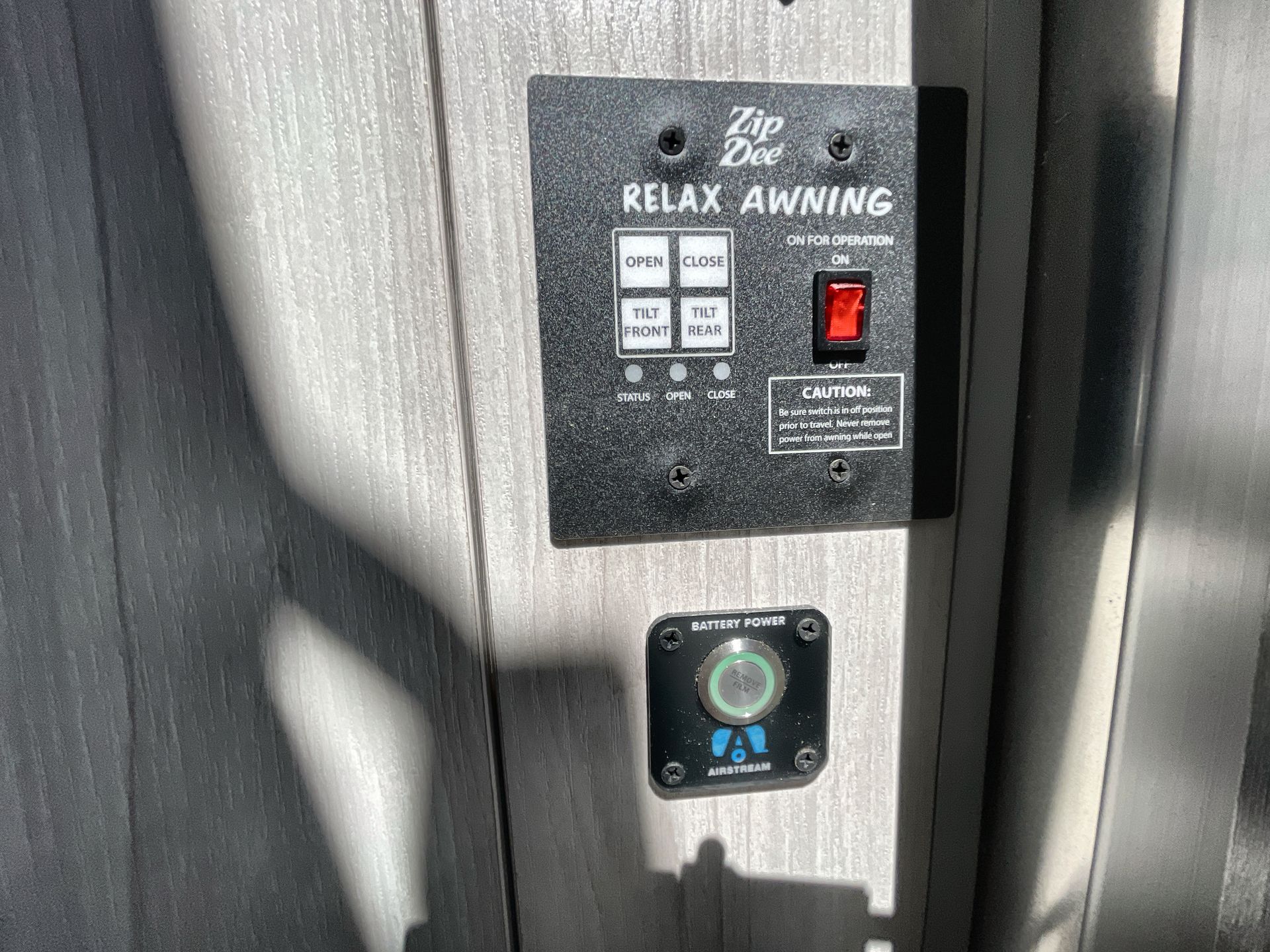 2026 Airstream 27FBT Base