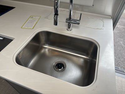 2026 Airstream 27FBT Base