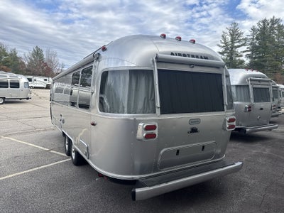 2026 Airstream 27FBT Base