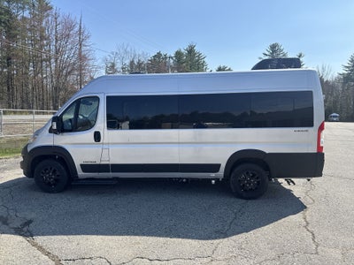 2025 Airstream Rangeline Base