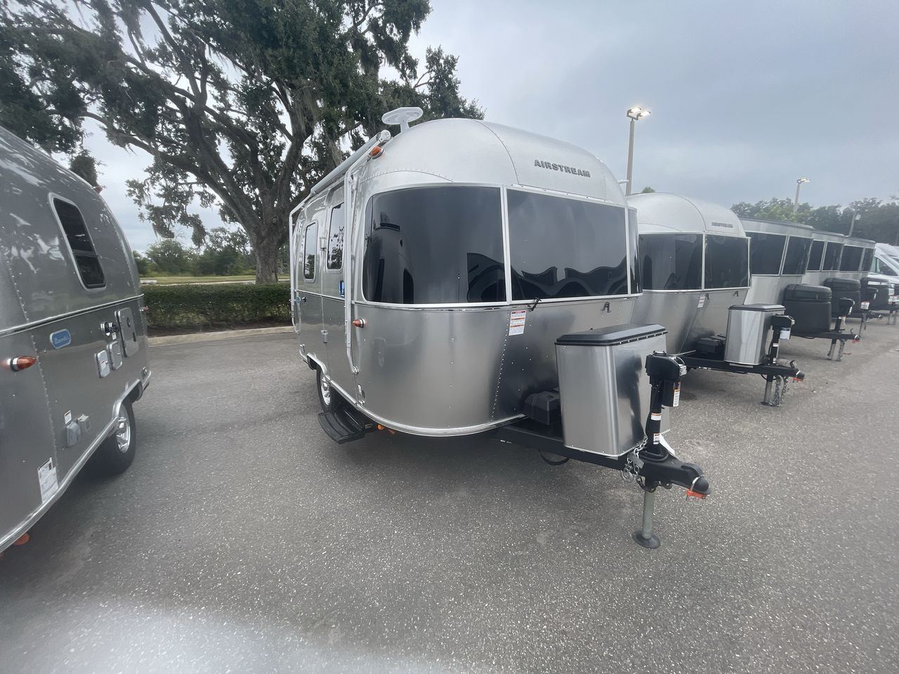 2026 Airstream 16RB Base