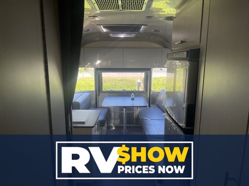 2026 Airstream 25FBQ Base