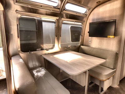 2026 Airstream 28RBQ Base