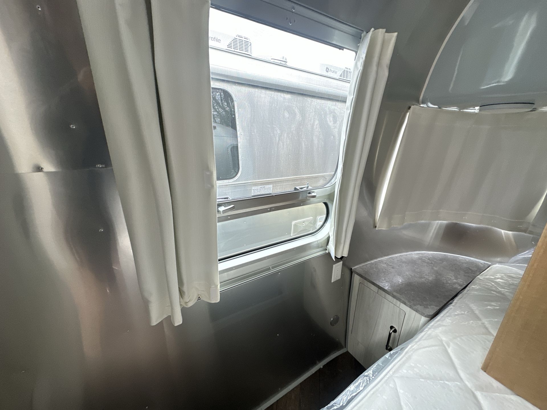 2025 Airstream 30RBQ Base