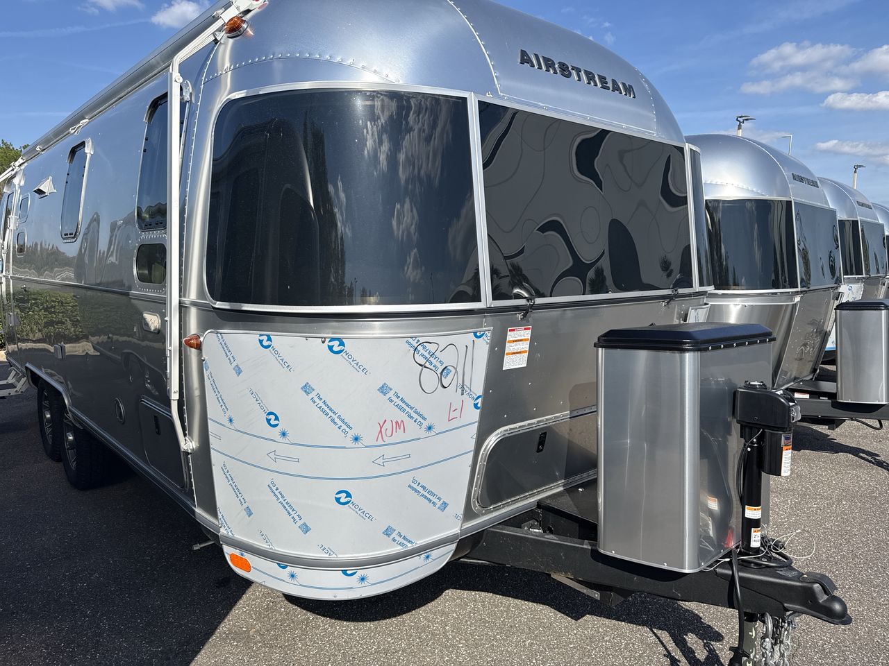 2026 Airstream 25FBT Base