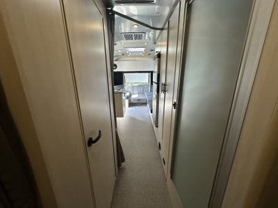 2025 Airstream 27FBQ Base