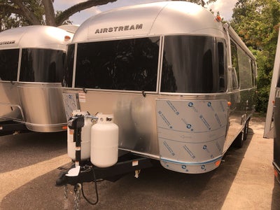 2025 Airstream 25FBQ Base
