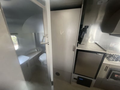 2026 Airstream 22FB Base