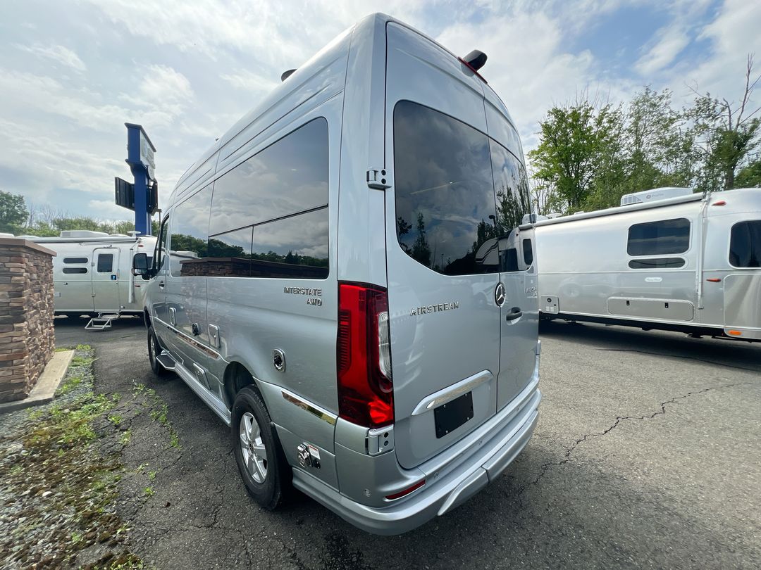 2026 Airstream 19GT Base