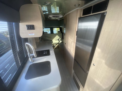 2026 Airstream 24GT Tommy Bahama Base