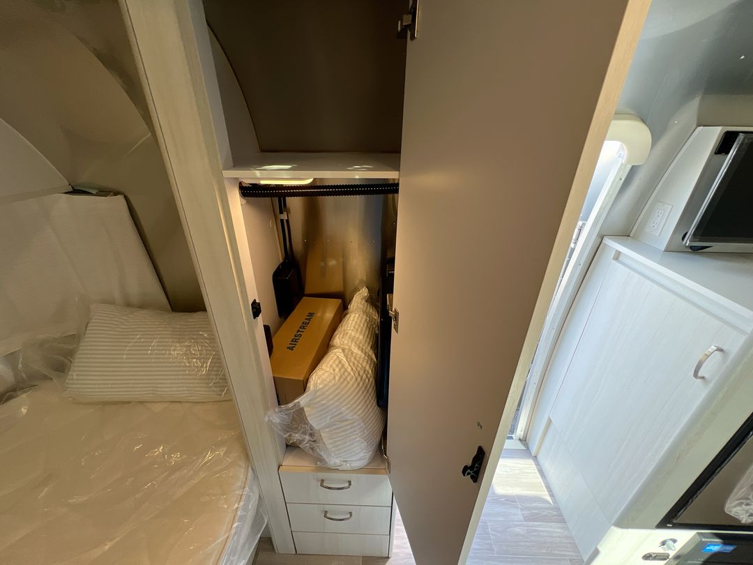 2026 Airstream 20FB Base